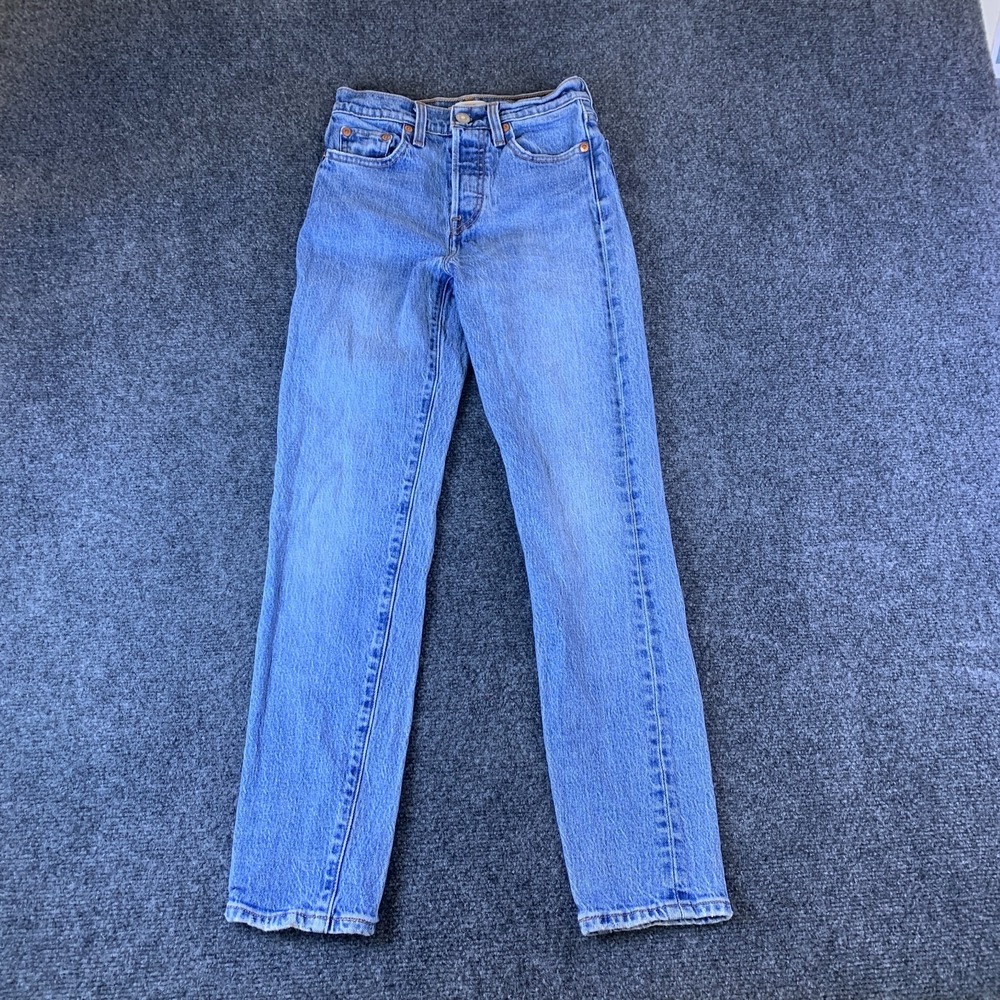 Levi's Wedgie Icon Fit Ankle Jeans Women 23 (Fits 22x26) These Dreams Blue Denim